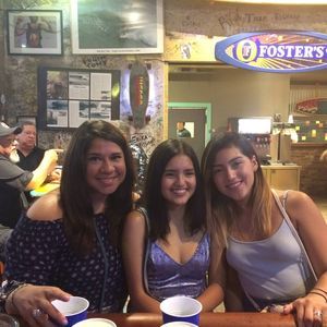 Meet your Posher, Elizabeth